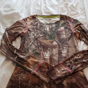 Womens small heat gear underarmour scent control